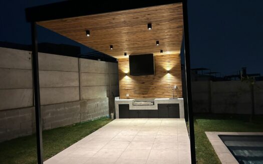 Hermosa Propiedad en Chicureo