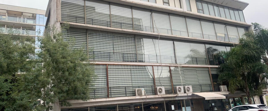 Edificio Las Condes con Estoril