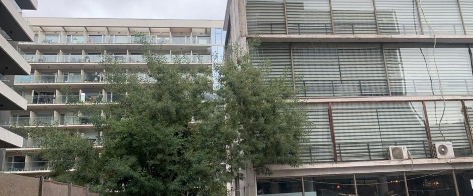 Edificio Las Condes con Estoril