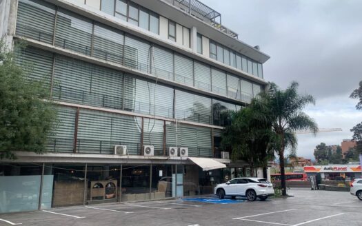 Edificio Las Condes con Estoril