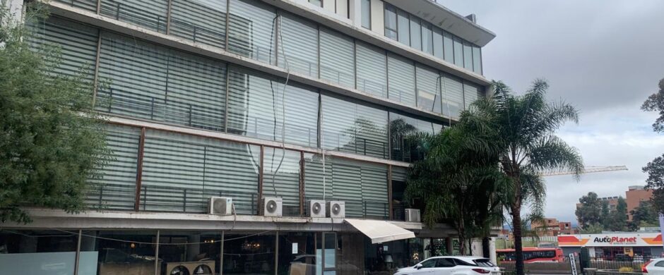 Edificio Las Condes con Estoril