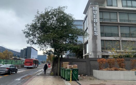 Edificio Las Condes con Estoril