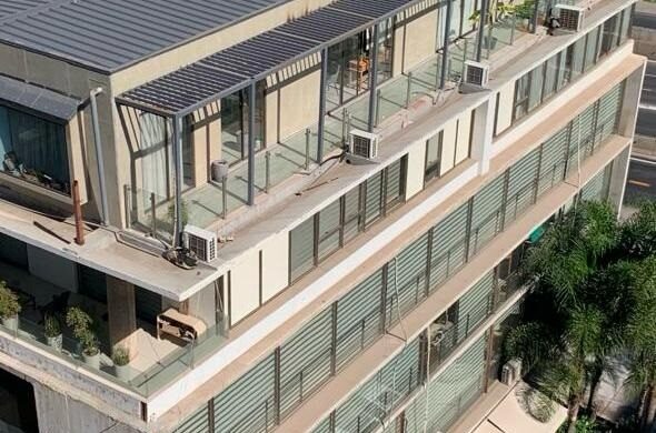 Edificio Las Condes con Estoril
