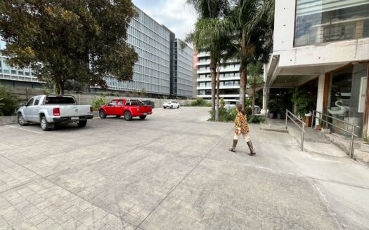Edificio Las Condes con Estoril
