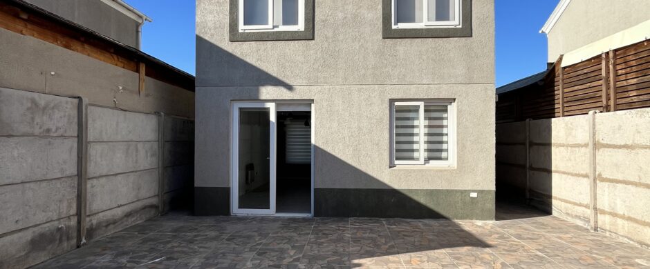 Casa en venta, sector La Laguna en Padre Hurtado.