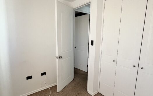 Casa en venta, sector La Laguna en Padre Hurtado.